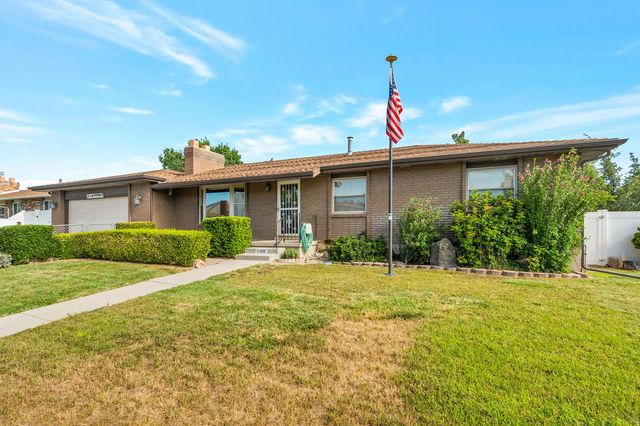 2498 W Swasey Dr, Taylorsville