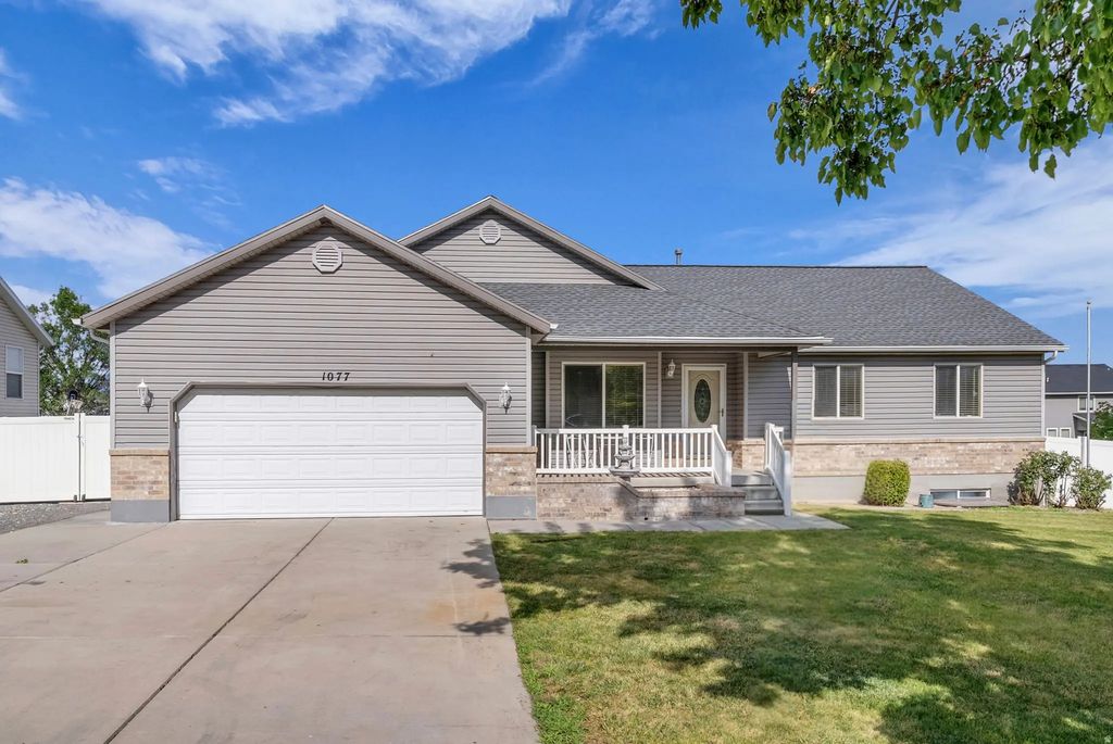 1077 N 690 E, Tooele