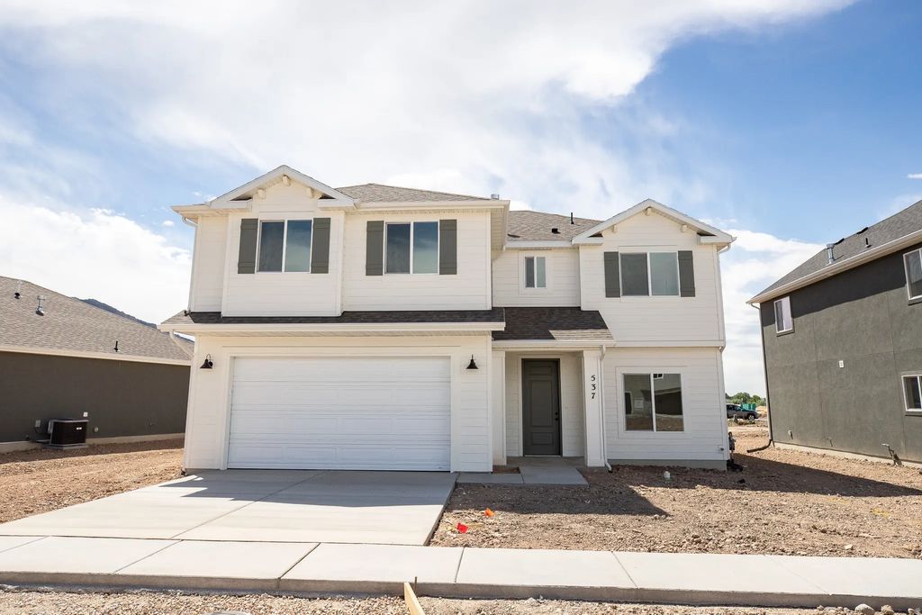 537 W 1850 N, Harrisville