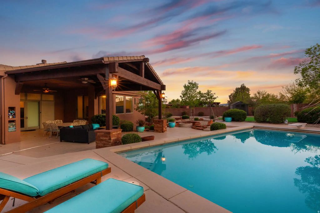 207 N Painted Dr, Ivins