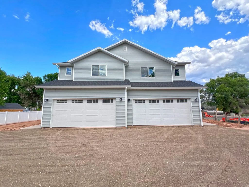 430 Center E, Richfield