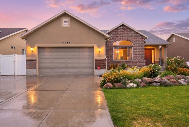 12347 S Black Powder Dr, Herriman