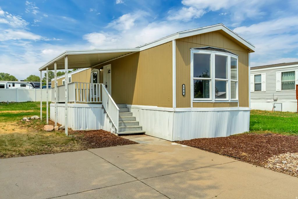 2500 N Fort Ln 190, Layton