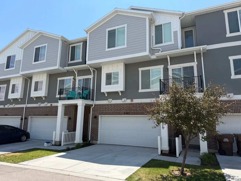 4215 W Silver Canyon Court St, Riverton