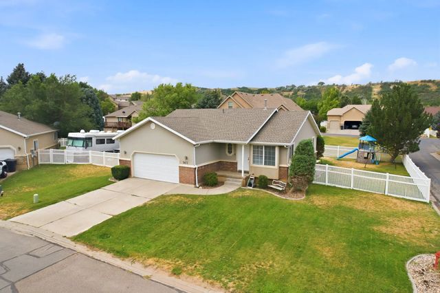 7473 S Shay Ln E, South Weber
