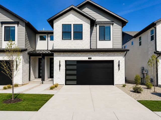 284 E Legacy Trail Ln S 4, Midvale