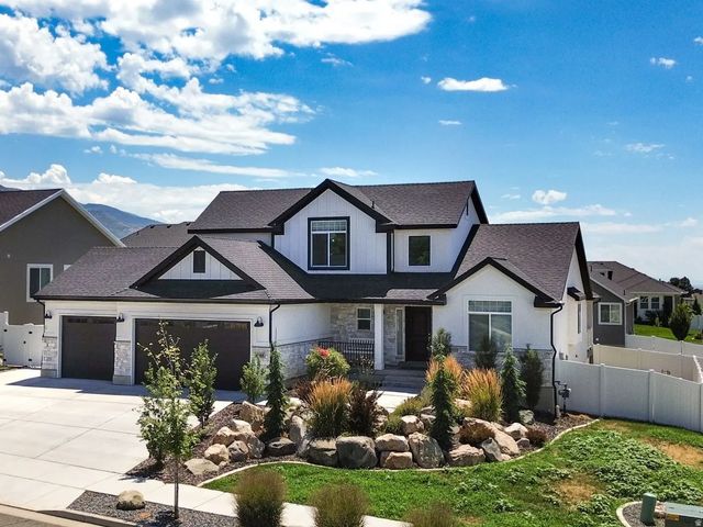 1568 E Cherry Ln, Layton