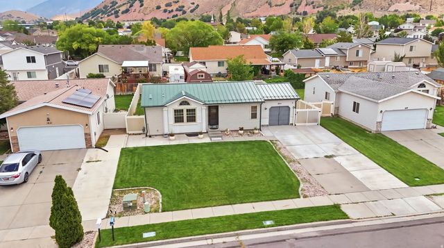 1051 S 900 W, Tooele