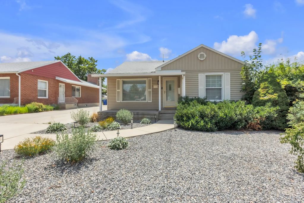 938 E Elgin Ave S, Millcreek