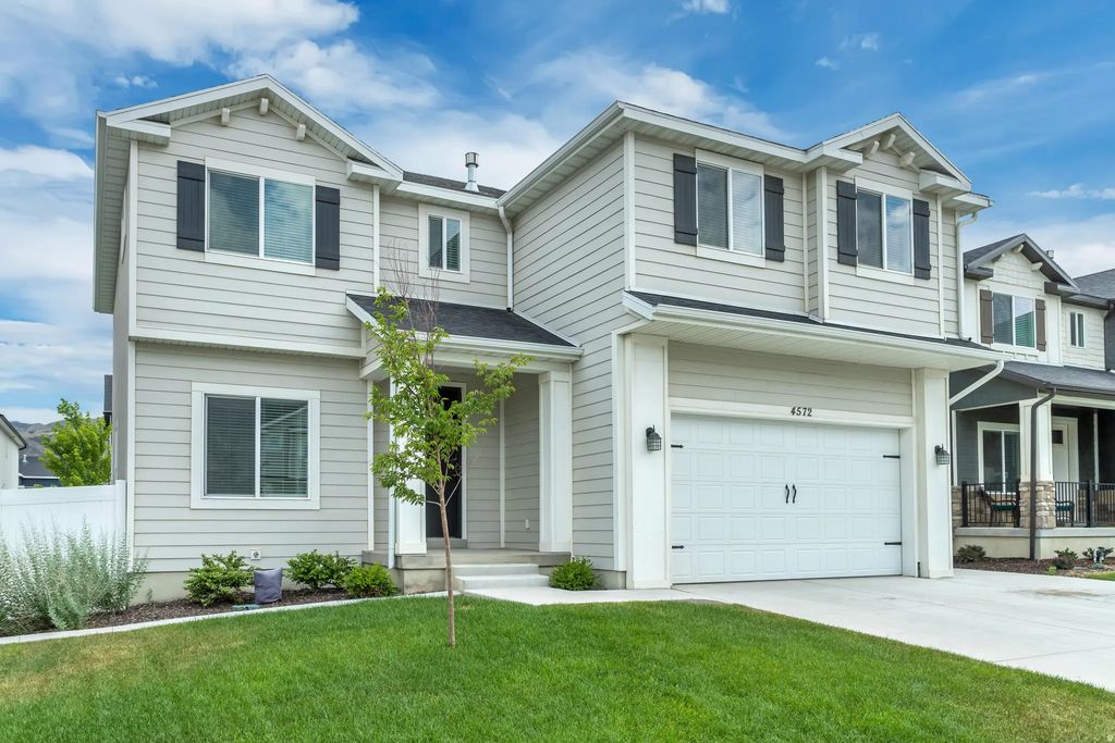 4572 E Flower Pt, Eagle Mountain