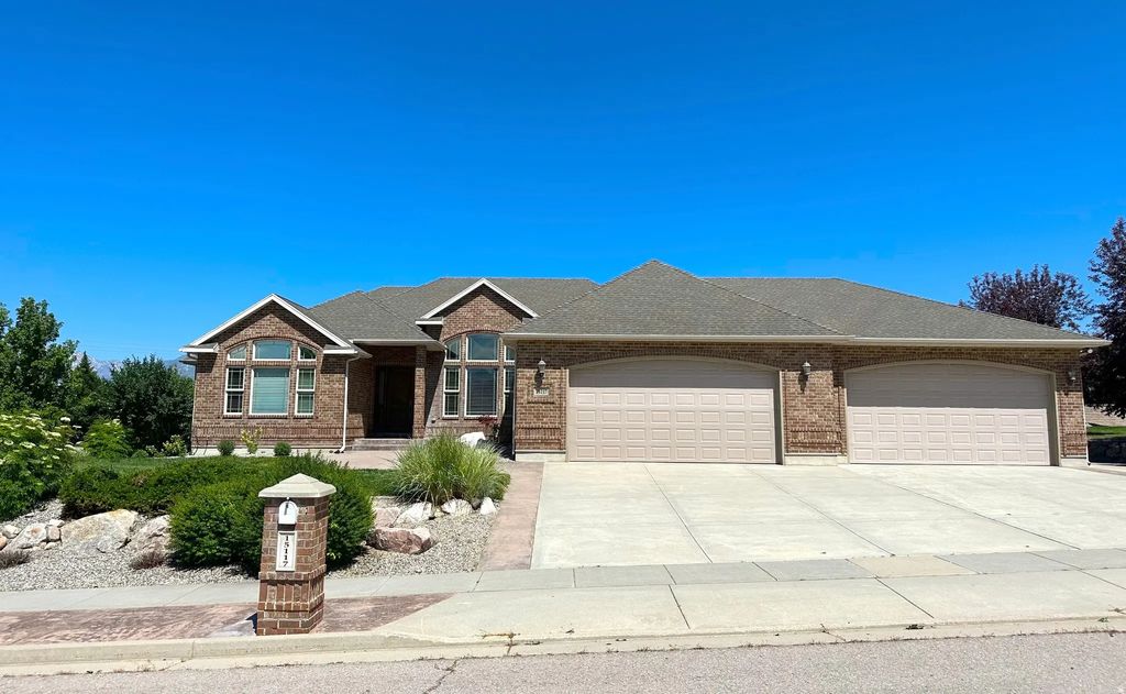 15117 S 2700 W, Bluffdale