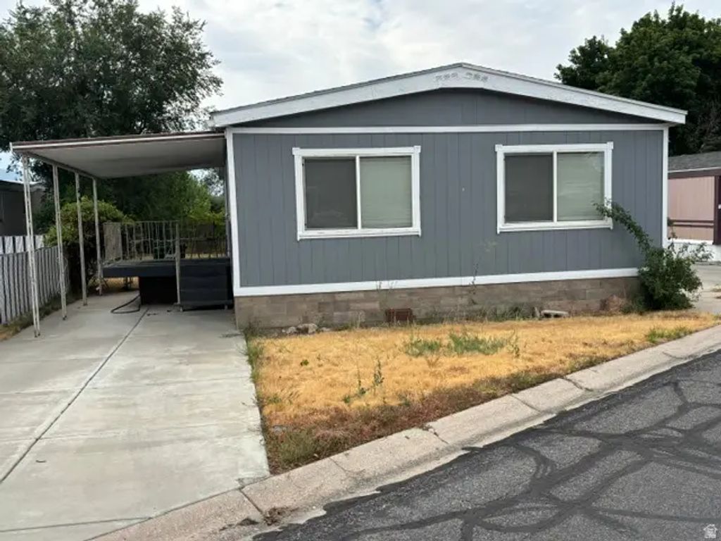 1200 N Church St E 28, Layton
