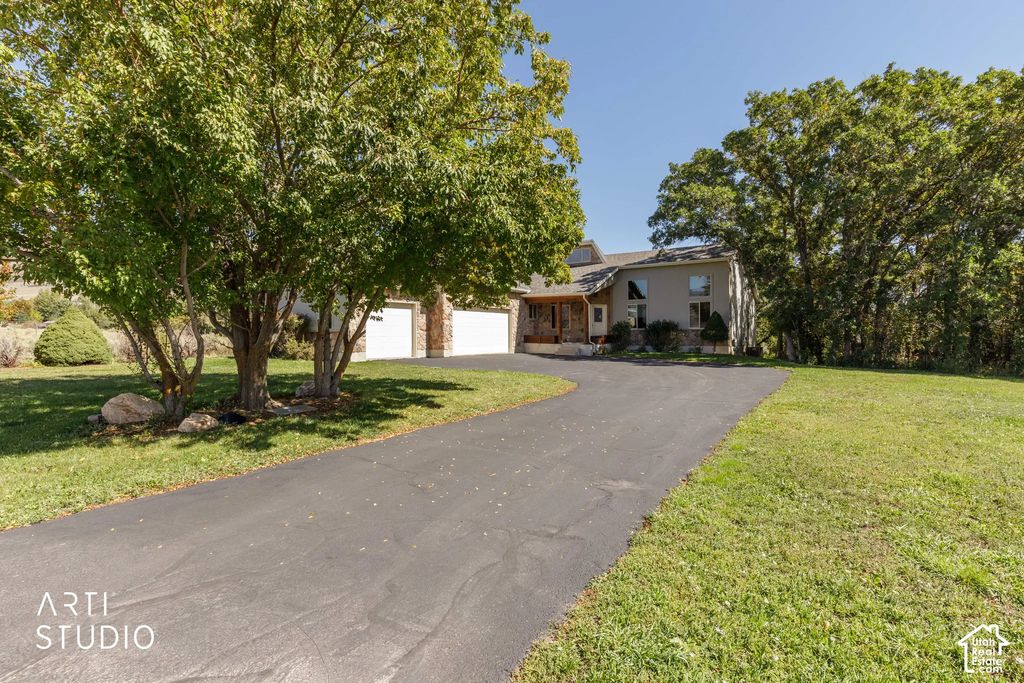 3448 N Fuller Dr, Eden