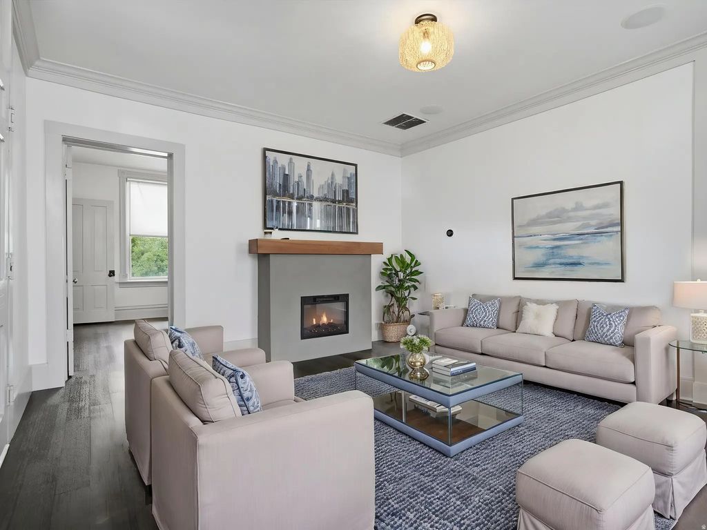 595 E 900 N, Lehi