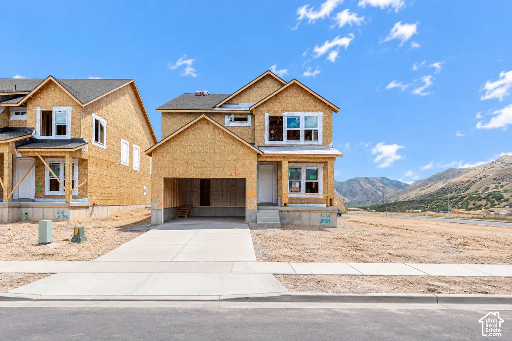 4 W Linden Ln 1031, Mapleton