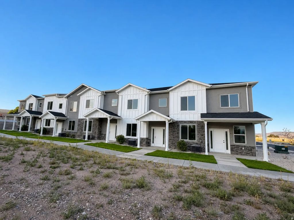 1198 S Village Ln B1-b6, Richfield