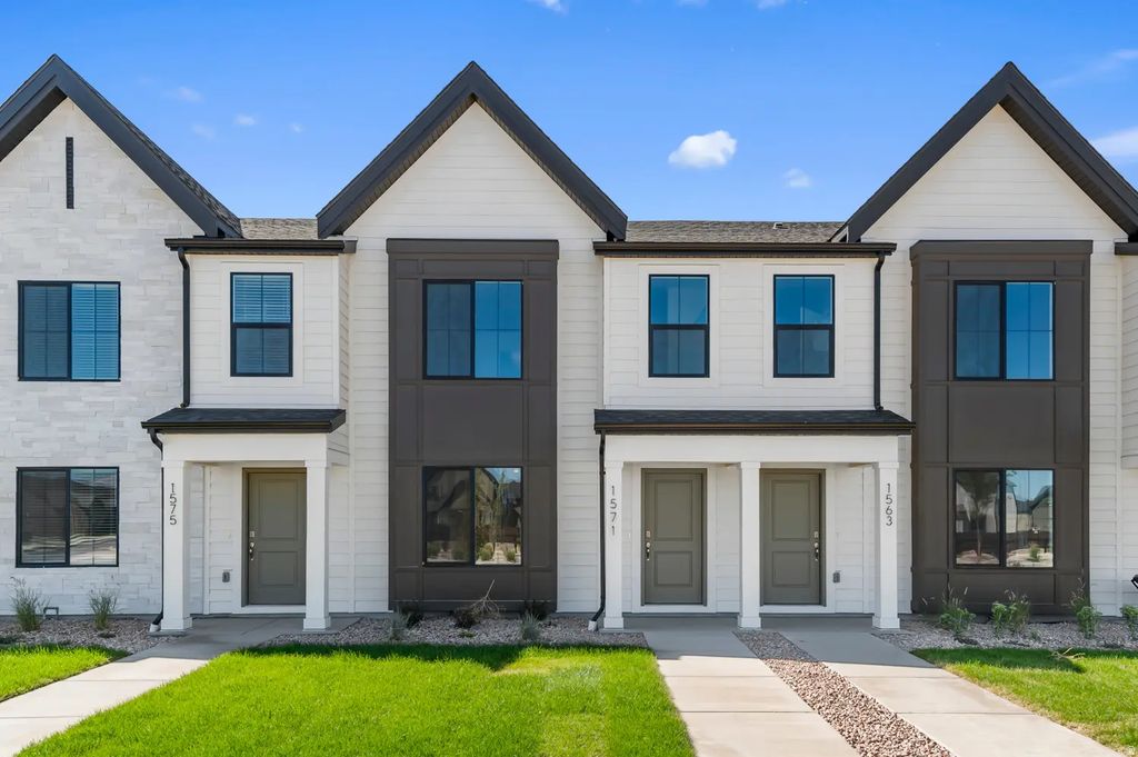 681 N 1620 E 1302, Salem