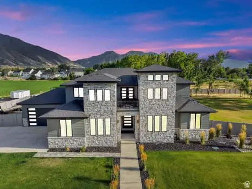 1327 W 500 N, Mapleton