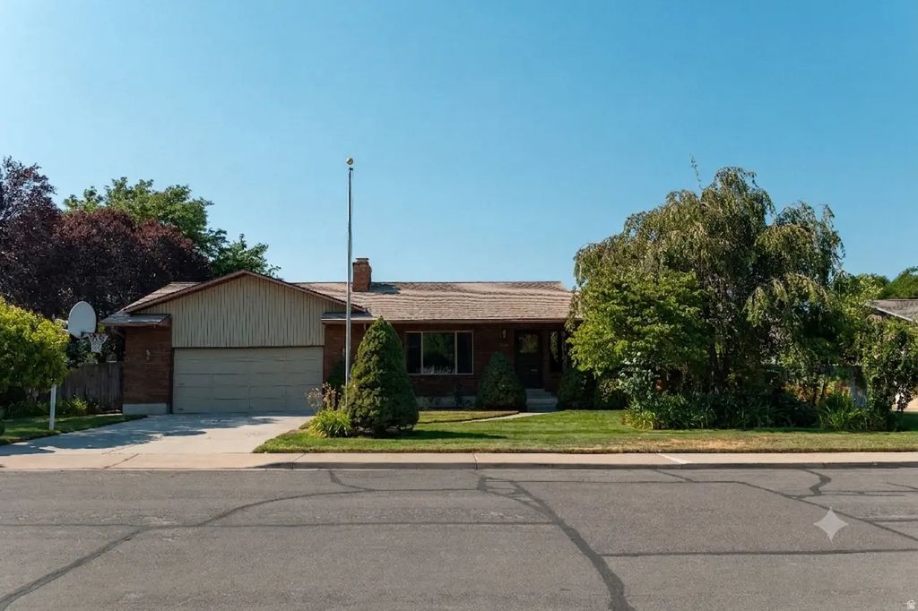1062 E 1010 N, Orem