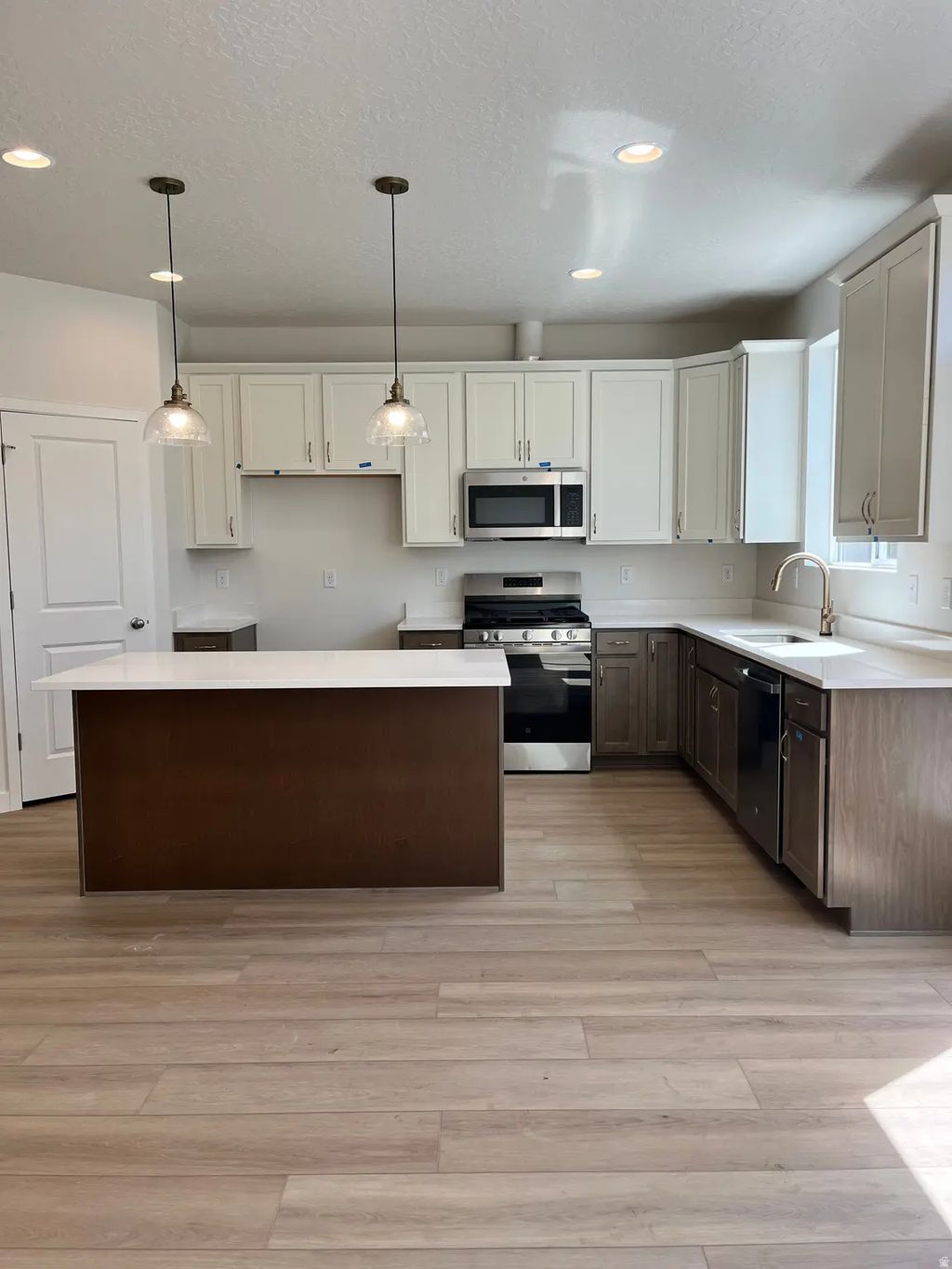 6838 S Survey Peak Ln 312, West Jordan
