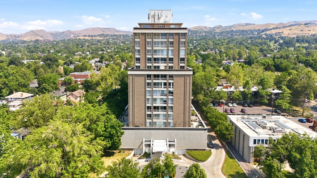 777 E South Temple S 9b, Salt Lake City
