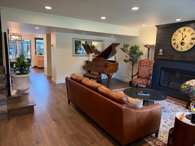 4867 S 1690 E, Holladay