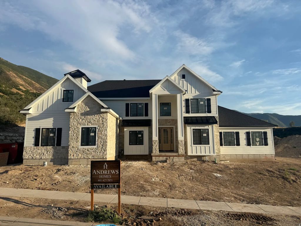 258 E Maple Ridge Dr., Mapleton