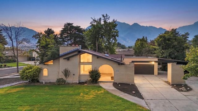 8261 S Maio Dr, Sandy