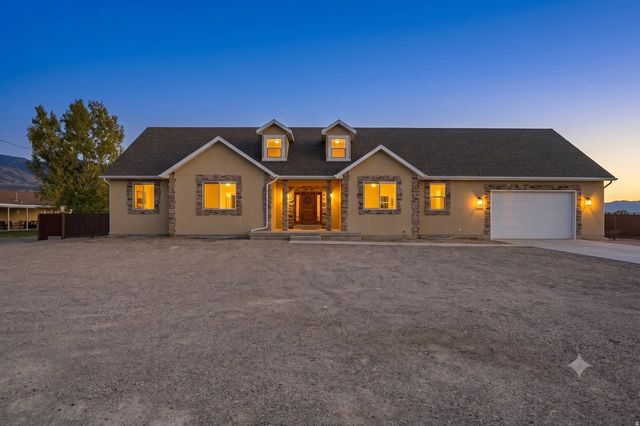 1232 E Canyon Rd N, Lake Point
