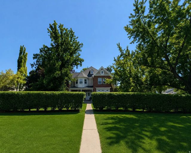289 W Burton Ln S, Kaysville