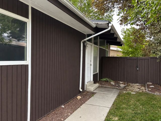 3403 S Pioneer St, Millcreek