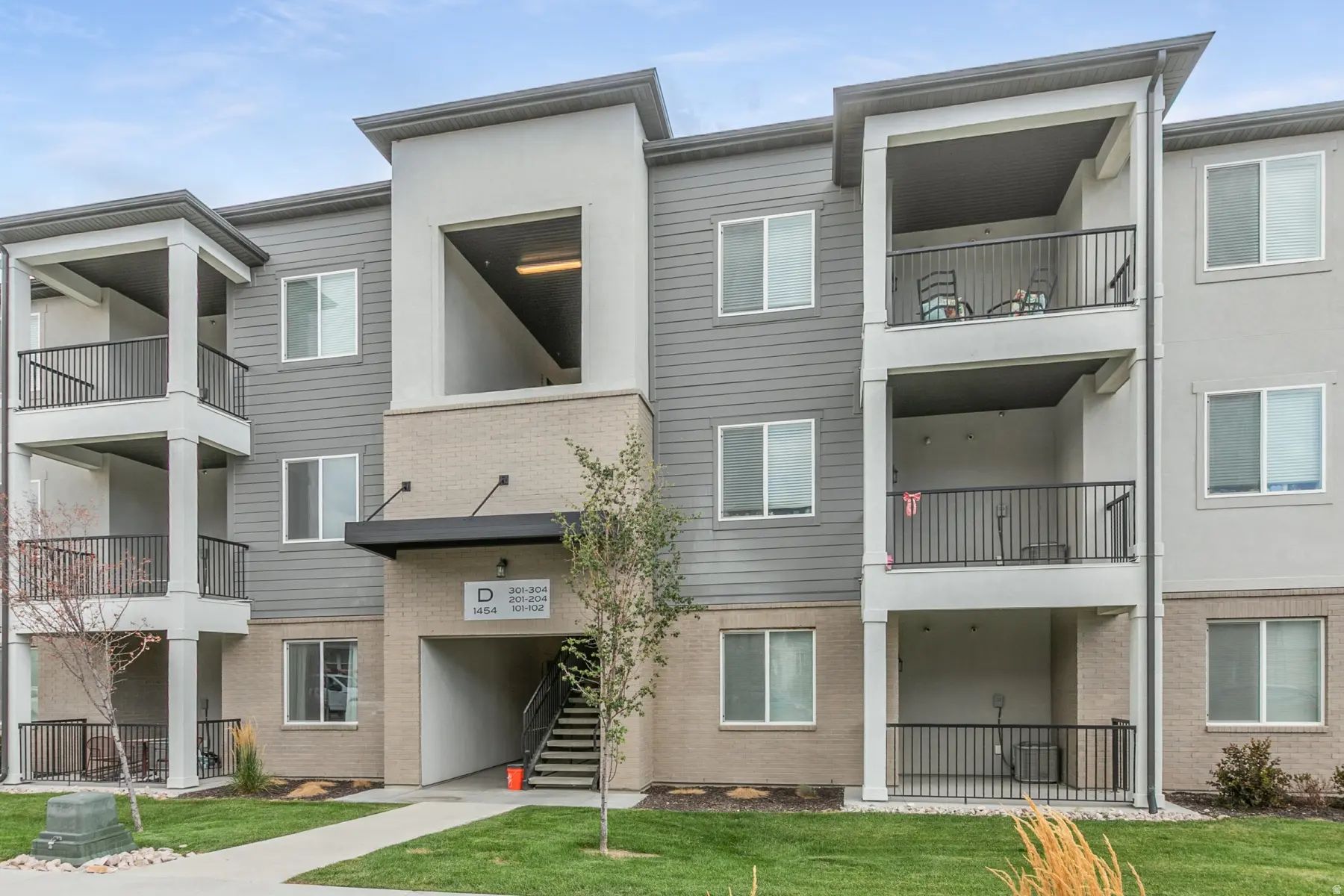 1454 N 3830 W 302, Lehi