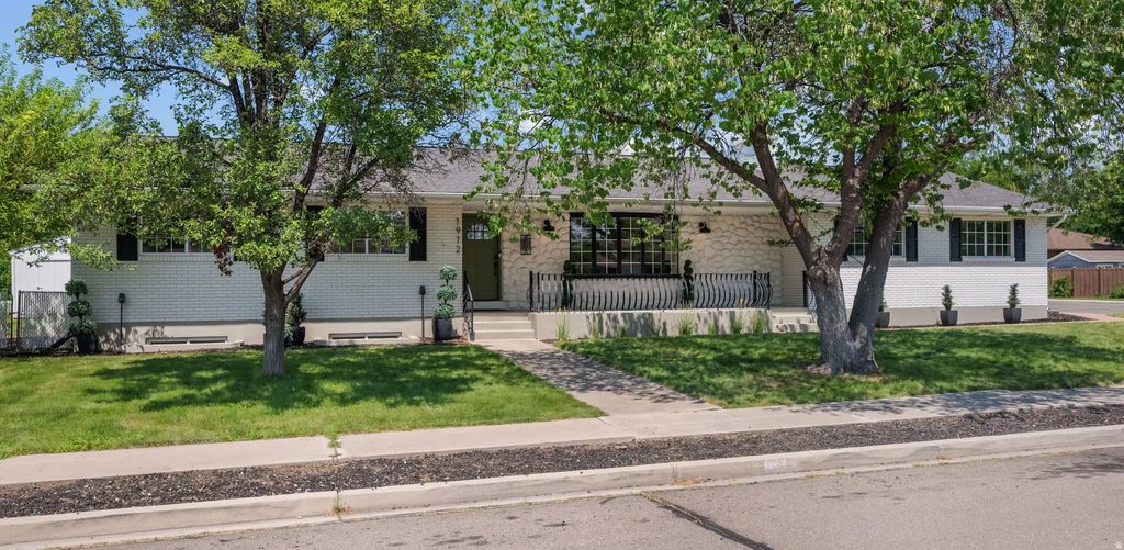 1972 W Teton Dr, Provo
