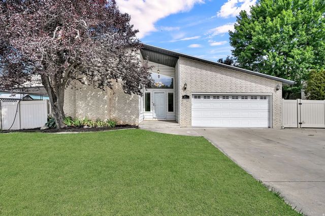 4769 Oxford Dr, Ogden