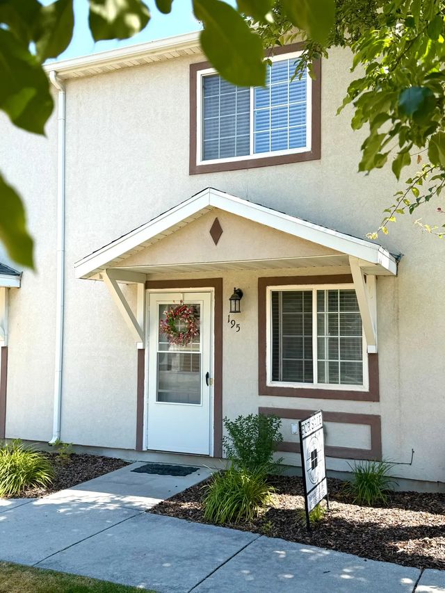 195 Stirling Pl, Logan