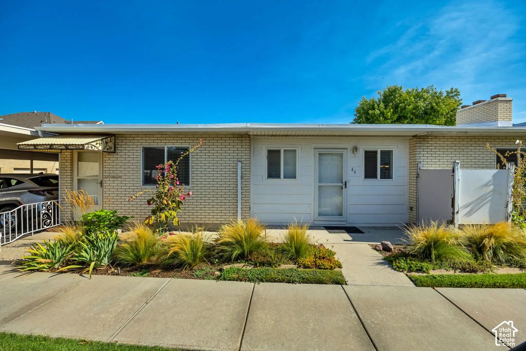 397 W 400 N 44, Bountiful