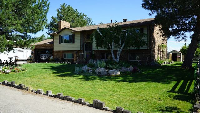 6089 W 5050 S, Hooper