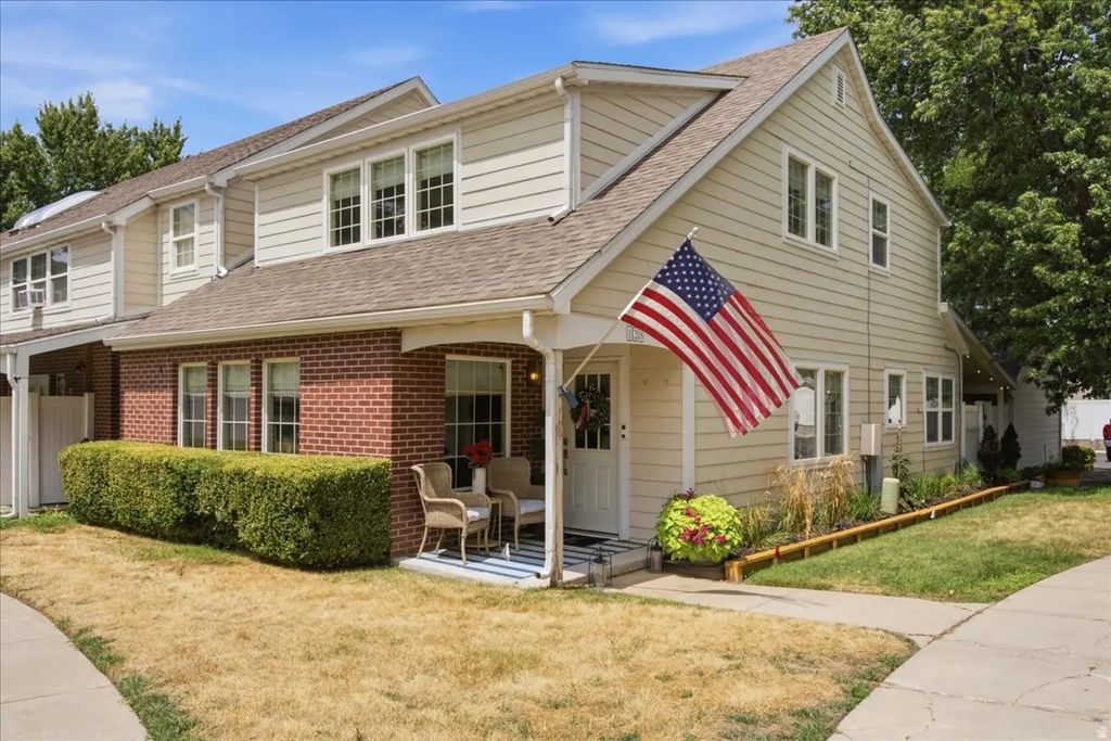 128 W Pheasantbrook Cir N, Centerville