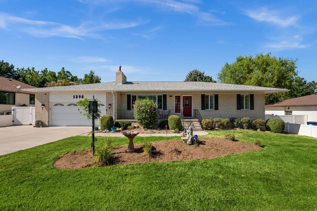 1398 W Hawksbill Dr, Salt Lake City