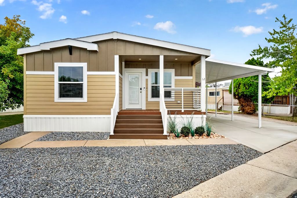 1500 N Angel St E 12, Layton