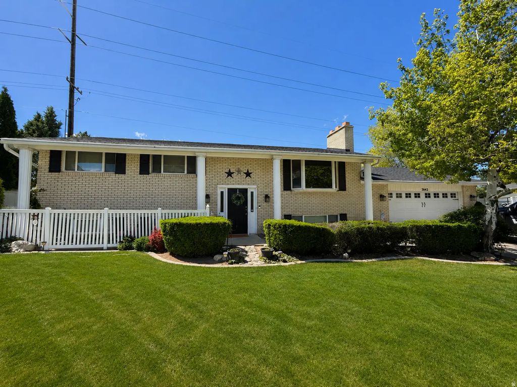 5642 S 2665 W, Taylorsville