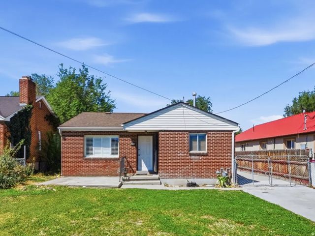 939 N Redwood Rd, Salt Lake City