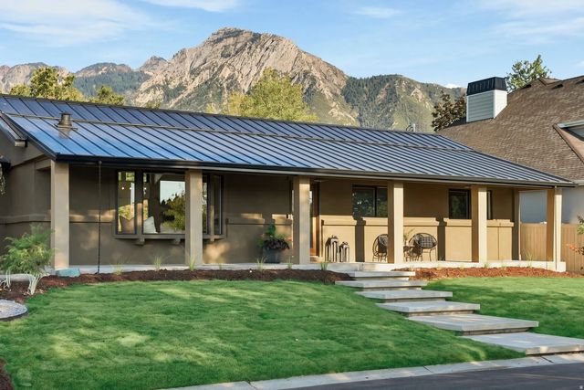 3983 S Mercury Dr, Holladay