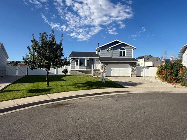 5953 W Cape Cod Dr, West Valley City