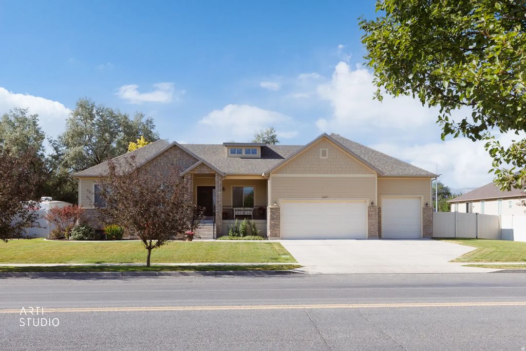 1057 W 300 N, Lehi