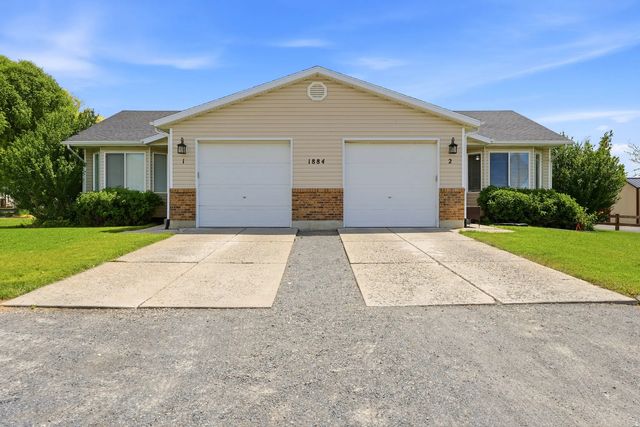 1884 E Shepard Ln, Lake Point