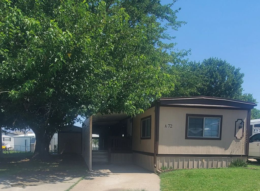 3860 Midland Dr A-72, Roy