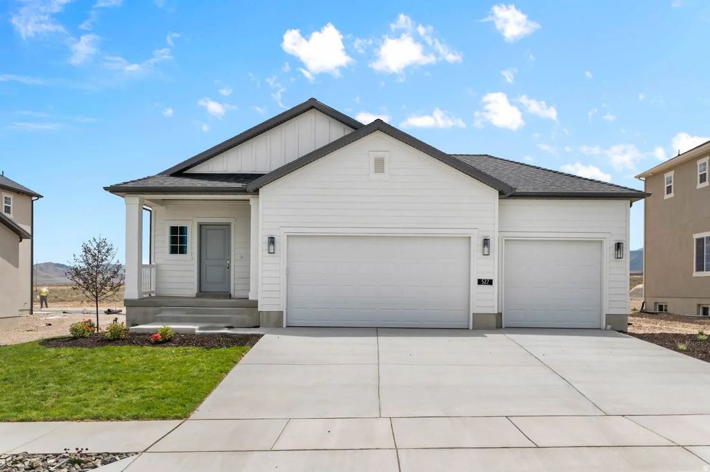 527 W Williams Ln, Grantsville
