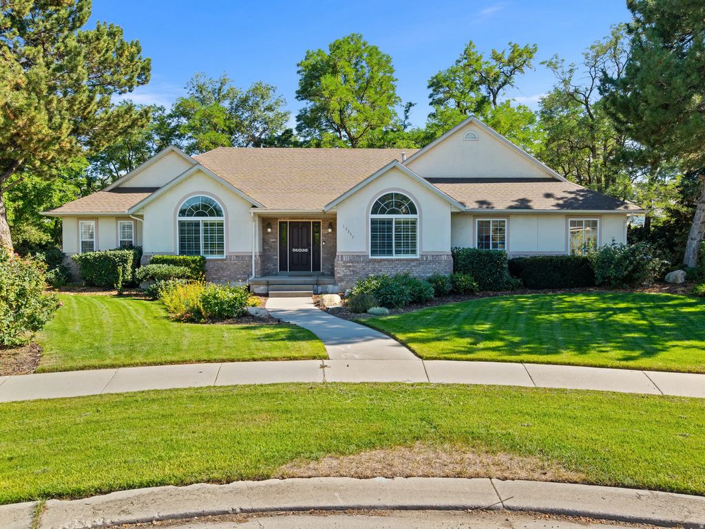 13357 S Trail Rider Cir E, Draper