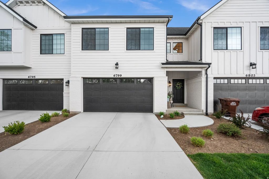 6799 S Sunrock Cv, Midvale